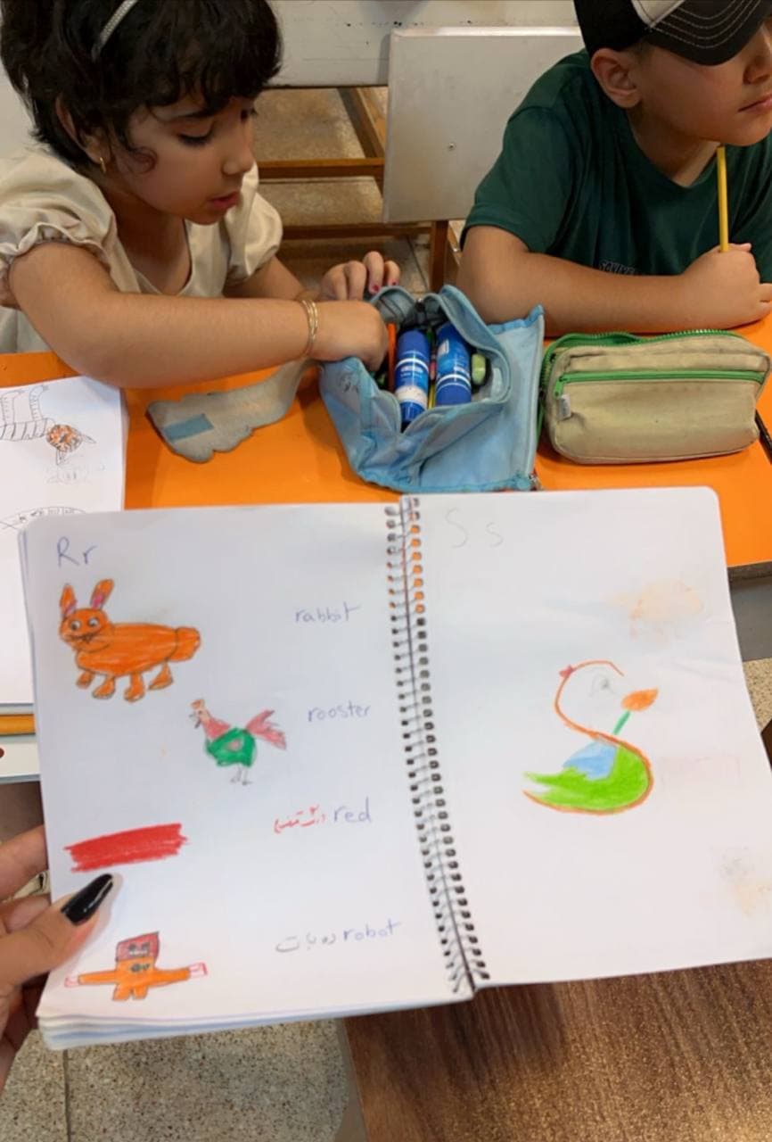 آموزشگاه زبان های خارجی مستقیم